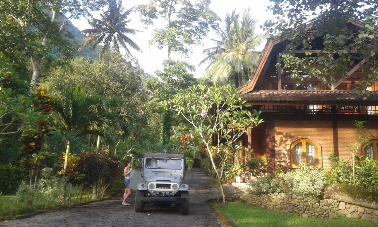 The Country House Senggigi Extérieur photo