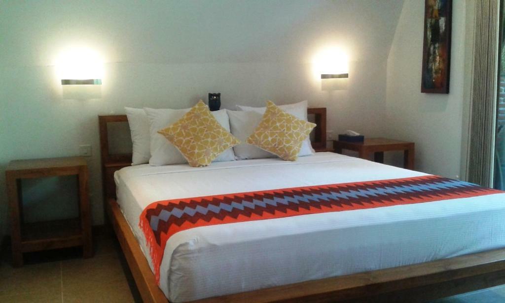 The Country House Senggigi Extérieur photo